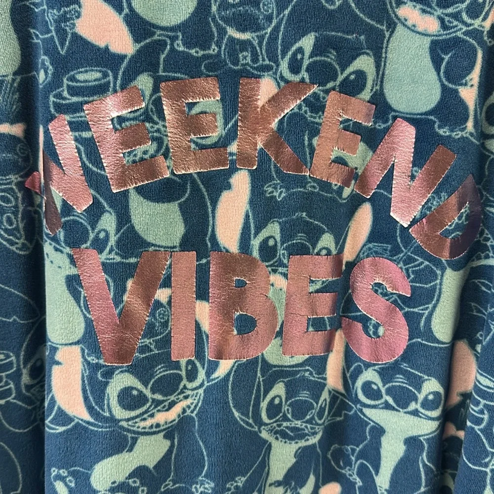 Disney Stitch Womens Pajama Loungewear Long Sleeve Weekend Vibes Velour Top 3X - Picture 3 of 8